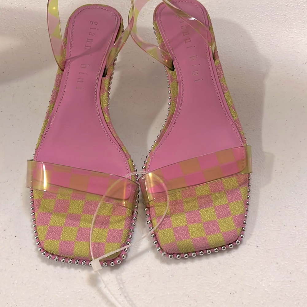 NWOT Gianni Bini heel sandals size 8 M